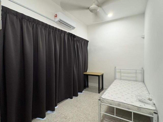 Room for rent in Petaling, Damansara Damai