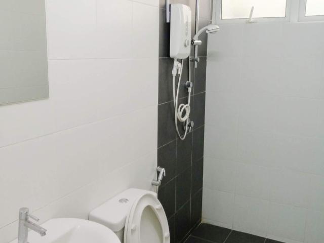 Room for rent in Petaling, Damansara Damai