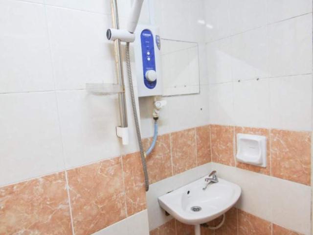 Room for rent in Petaling, Damansara Damai
