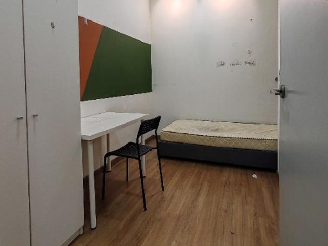 Room for rent in Petaling, Alam Impian