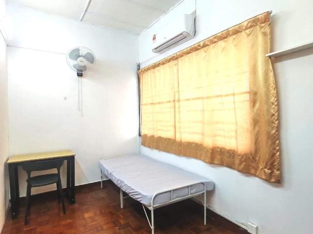 Room for rent in Petaling, Damansara Damai