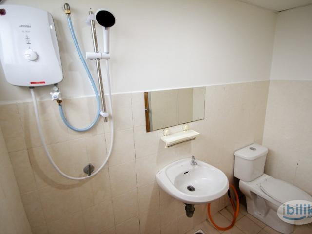 Room for rent in Petaling, Damansara Damai