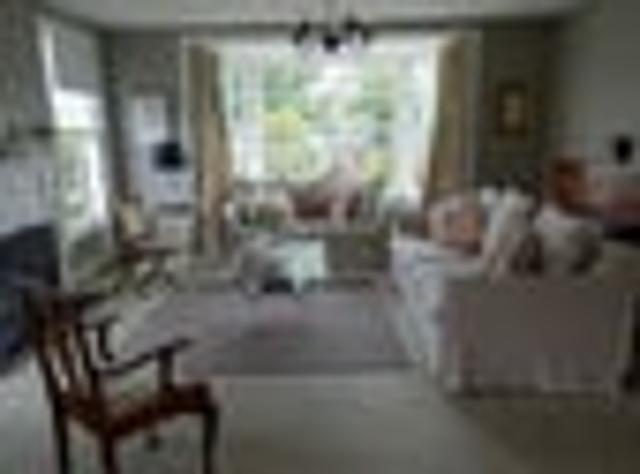 Townhouse for rent in Fendalton, Canterbury