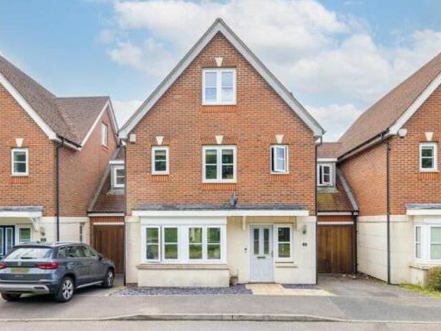 House for sale in Kenley