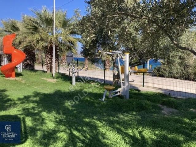 Çeşme, İzmir içerisinde satılık mülk