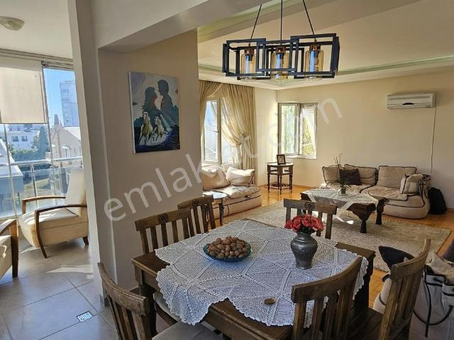 Antalya, Muratpaşa içerisinde kiralık mülk