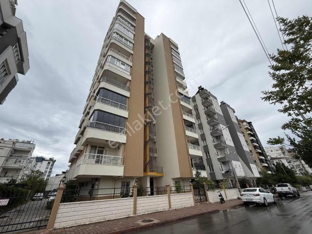 Antalya, Muratpaşa içerisinde satılık mülk