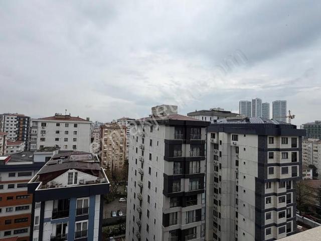 Kadiköy, İstanbul içerisinde kiralık mülk