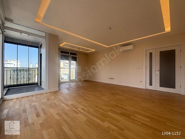 Kadiköy, İstanbul içerisinde satılık mülk