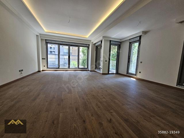 Kadiköy, İstanbul içerisinde satılık mülk