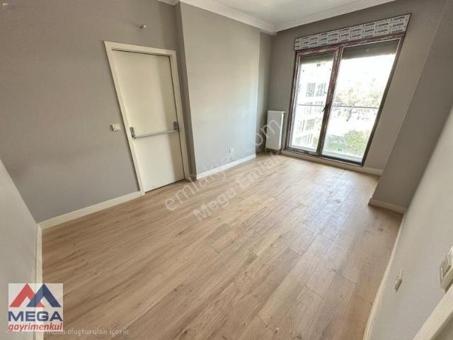 Fenerbahçe Mahallesi, Kadıköy içerisinde kiralık mülk