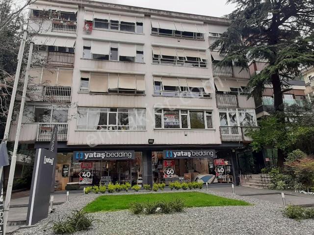 Kadiköy, İstanbul içerisinde kiralık mülk