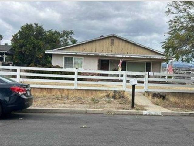 House for sale in Canoga Park, California