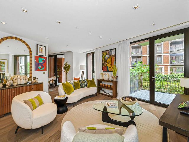 Apartment for rent in Elmhurst, Aylesbury