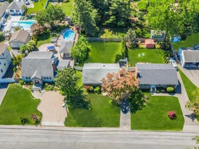 House for sale in Huntington, New York