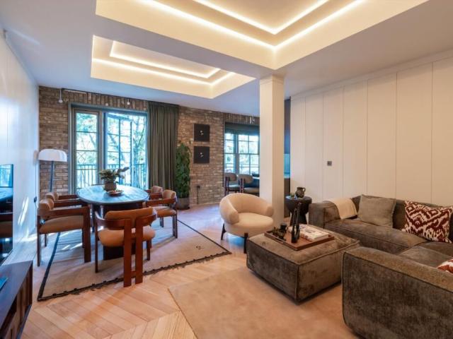 Apartment for rent in Maitland Park, Greater London