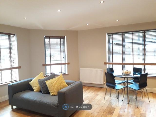 Apartment for rent in Chalk Farm, Greater London