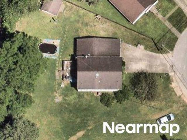 House for sale in Huntington