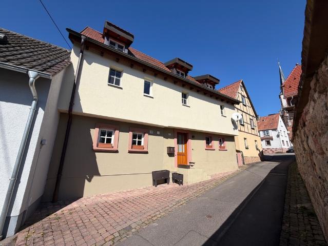 Villa kaufen in Göcklingen, Rheinland-Pfalz