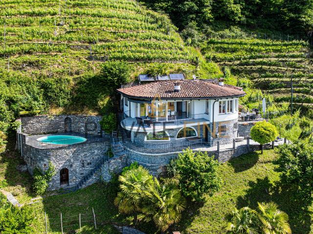 Haus kaufen in Gordola, Tessin