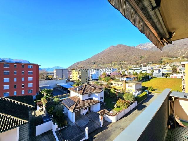 Attikawohnung kaufen in Bellinzona, Tessin