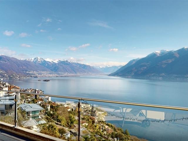 Attikawohnung kaufen in Brissago, Tessin