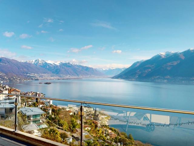 Attikawohnung kaufen in Brissago, Tessin