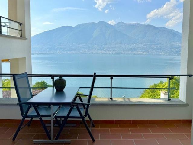 Wohnung kaufen in Gerra, Gambarogno, Tessin
