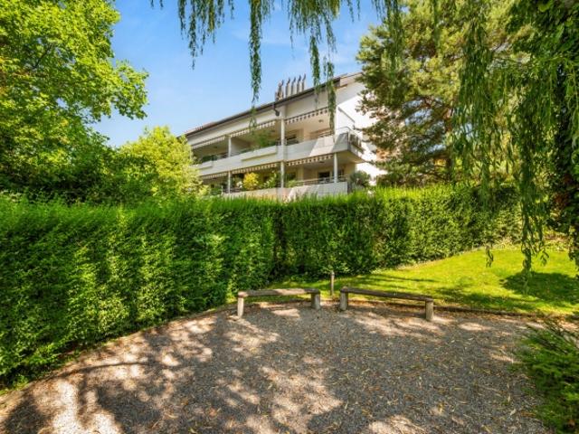 Wohnung kaufen in Pully, Waadt