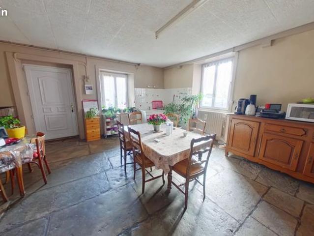 Maison vente à Lons-le-Saunier, Crotenay