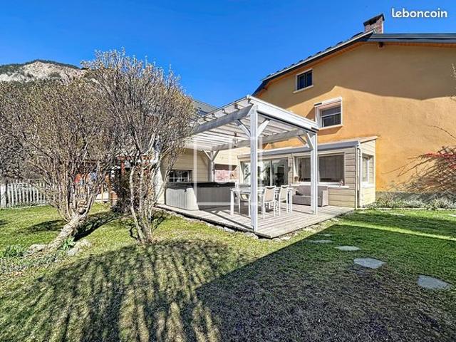 Maison vente à Barcelonnette, Jausiers