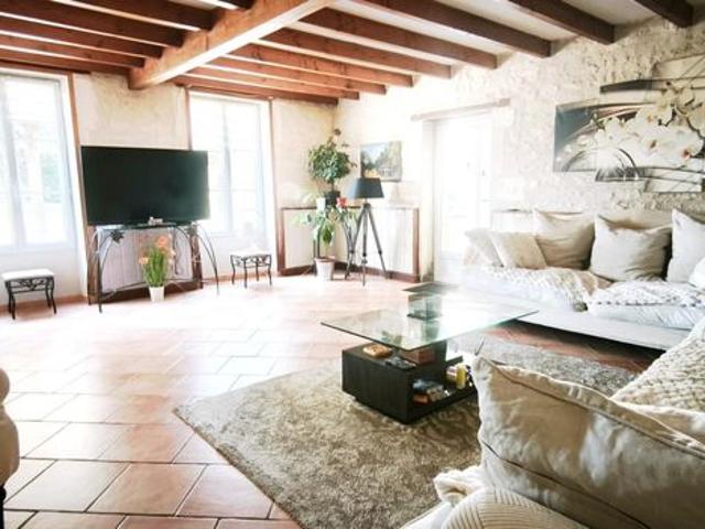Maison vente à Bourg-Charente, Charente