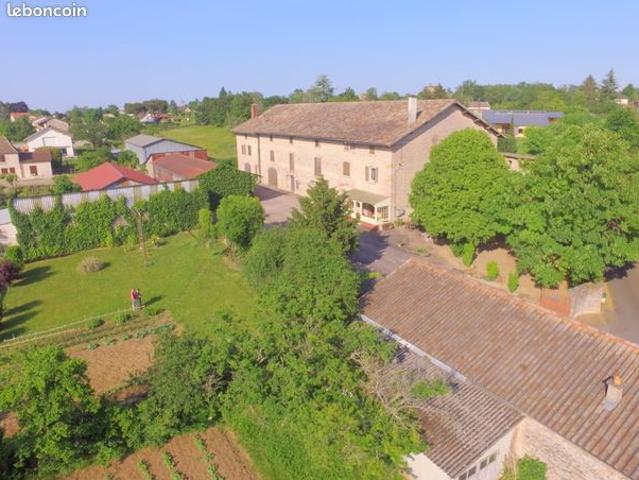 Maison vente à Mâcon, Lacrost