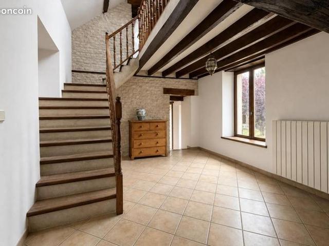 Maison vente à Fontainebleau, Buthiers