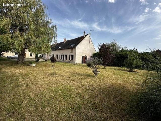 Maison vente à Sens, La Celle-saint-cyr