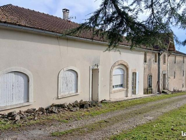 Maison vente à Angoulême, Courgeac