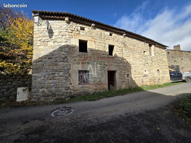 Maison vente à Paris, Martinique