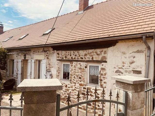 Maison vente à Montluçon, Voussac