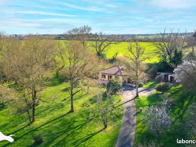 Maison vente à Montmorillon, L'isle-jourdain