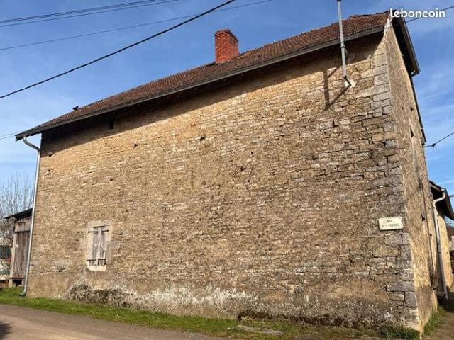 Maison vente à Vesoul, Rioz