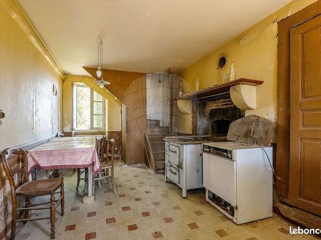 Maison vente à Confolens, La Chapelle