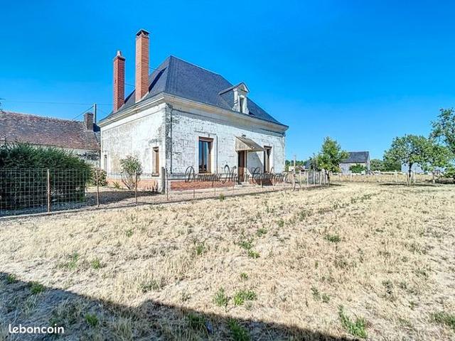 Maison vente à La Flèche, Lhomme