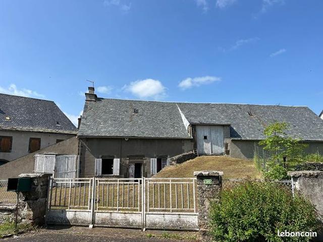Maison vente à Saint-Flour, Ségur-les-villas