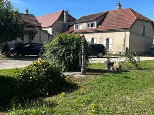 Maison vente à Nogent-sur-Seine, Etrelles-sur-aube