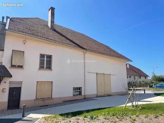 Maison vente à Pontarlier, Levier
