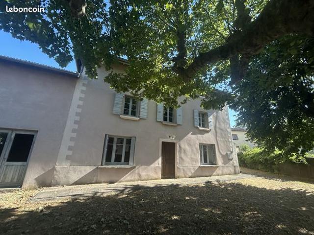 Maison vente à Vienne, Assieu