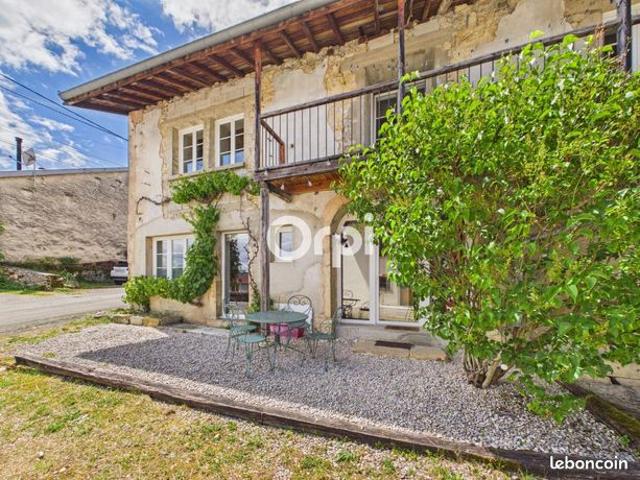 Maison vente à Lons-le-Saunier, Vescles