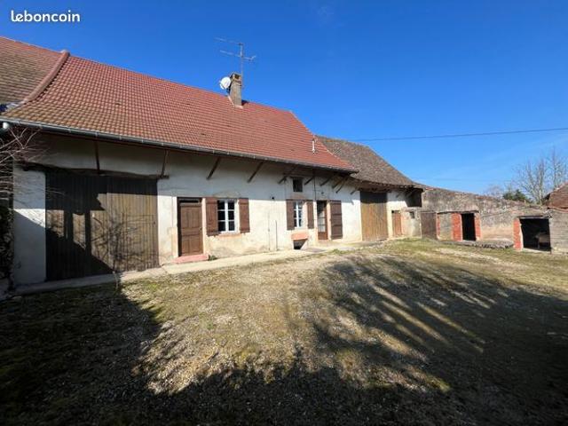 Maison vente à Louhans-Châteaurenaud, Cuisery