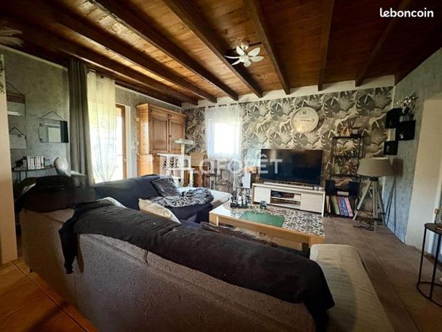 Maison vente à Louhans-Châteaurenaud, Louhans