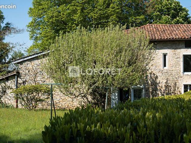 Maison vente à Louhans-Châteaurenaud, Bourgogne-Franche-Comté